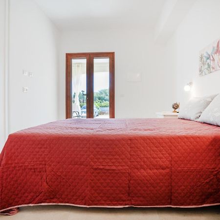 Ambra Holiday Rooms - Rooms & Beach San Teodoro  Exterior foto